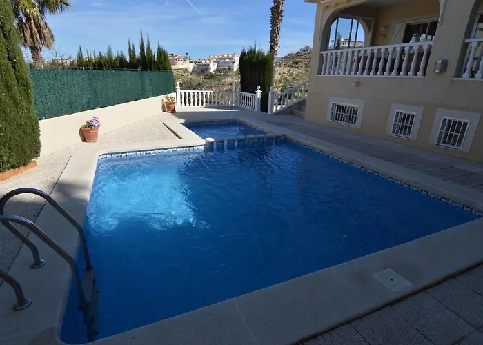 Private Pool Near Golf 빌라
