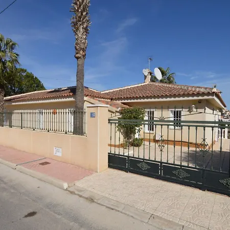 Private Pool Near Golf Villa
